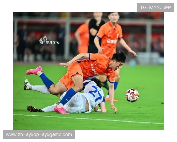 足球比赛中的头球争顶与进攻防守